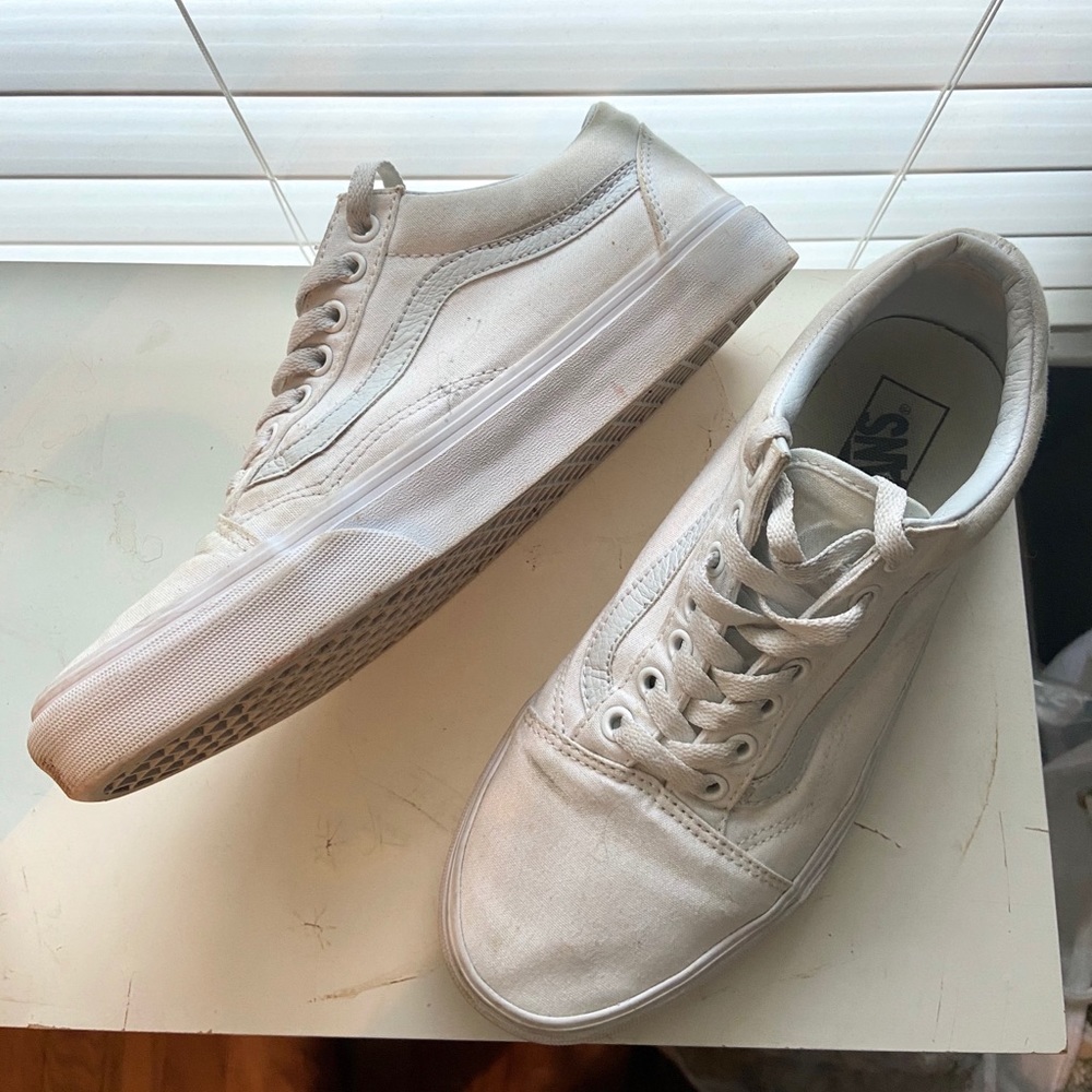 White Vans sneakers, used, in great condition